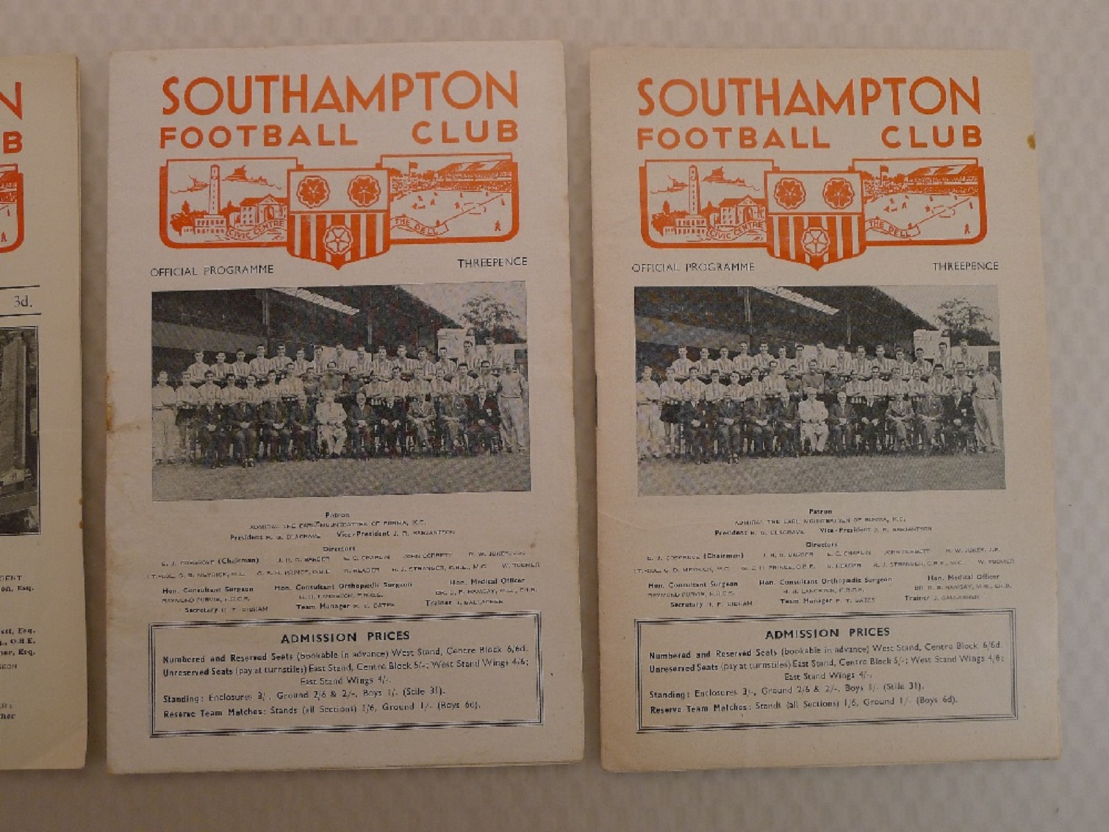 Vintage Football Programmes. 4 x Southampton 1957 football programmes comprising v Gillingham - Image 3 of 4