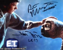 E.T The Extra Terrestrial movie 8x10 photo signed by Patrick MacNaughton (Michael) and Matthew De