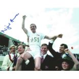Chariots of Fire Nigel Havers signed 10 x 8 inch colour photo. Medal celebration photo on