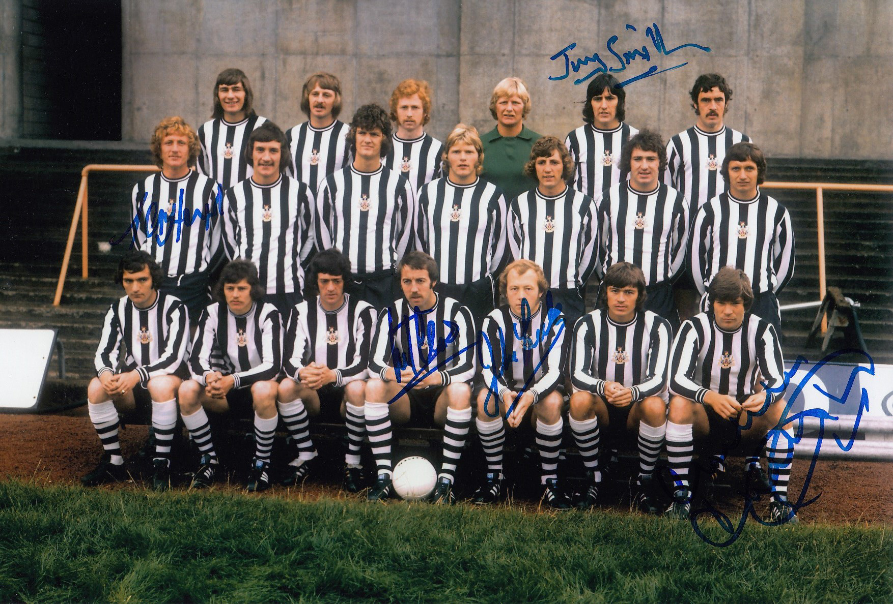 Autographed Newcastle United 12 X 8 Photo Col, Depicting Players Posing For Photographers During A