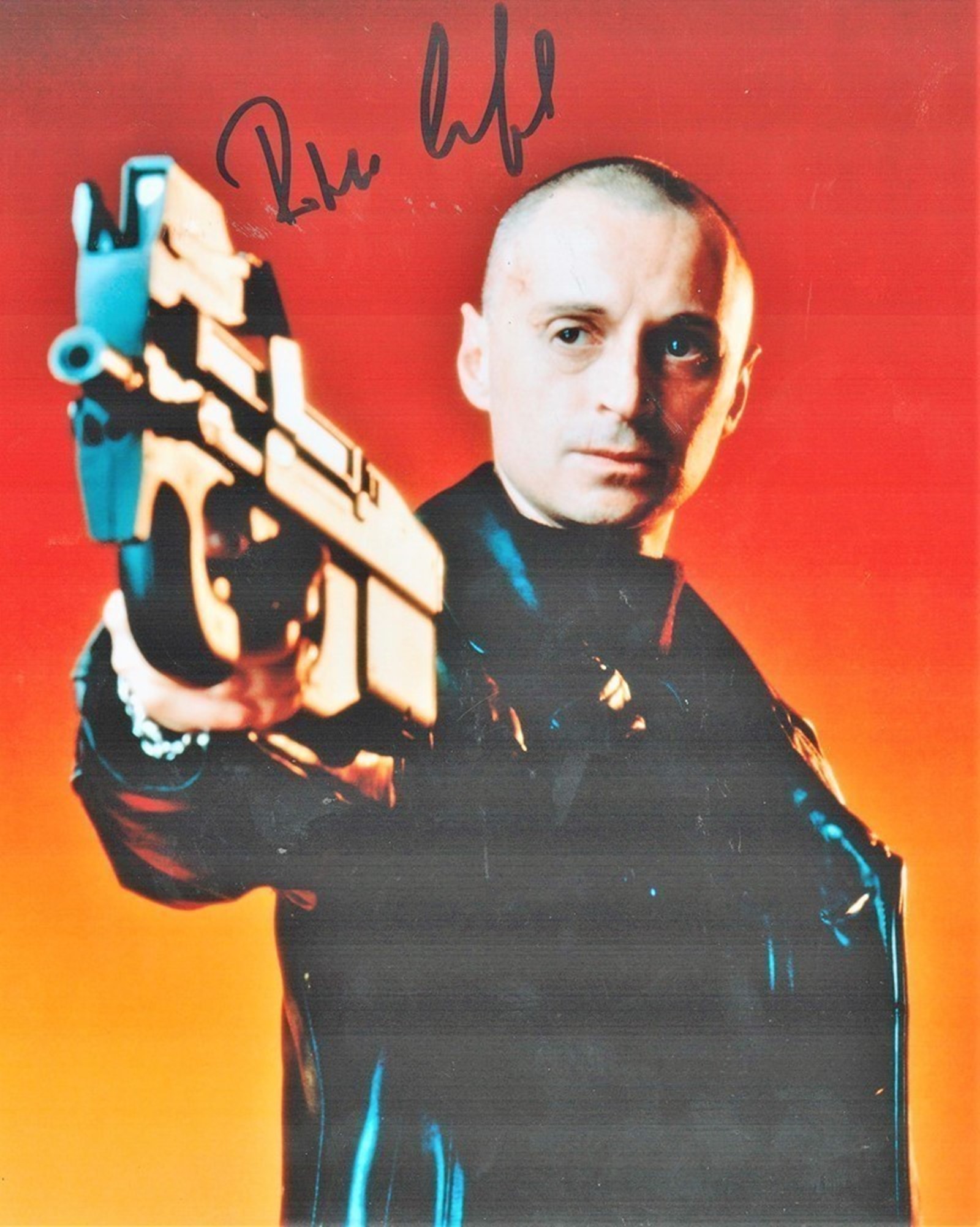 Actor Robert Carlyle Signed 10x8 Coloured Photo