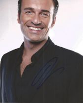 Julian McMahon actor signed colour photo 10 x 8 inch. An actor and ex model, and the son of a former
