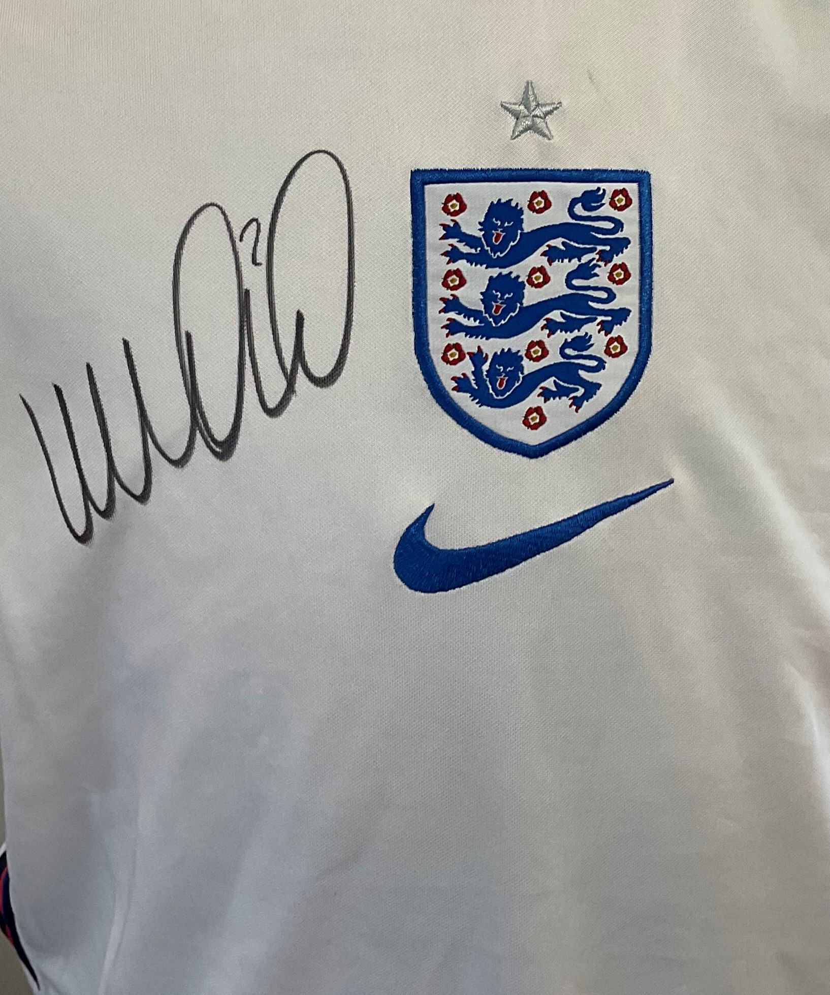 Football Kyle Walker signed England replica shirt size XL. - Image 2 of 2