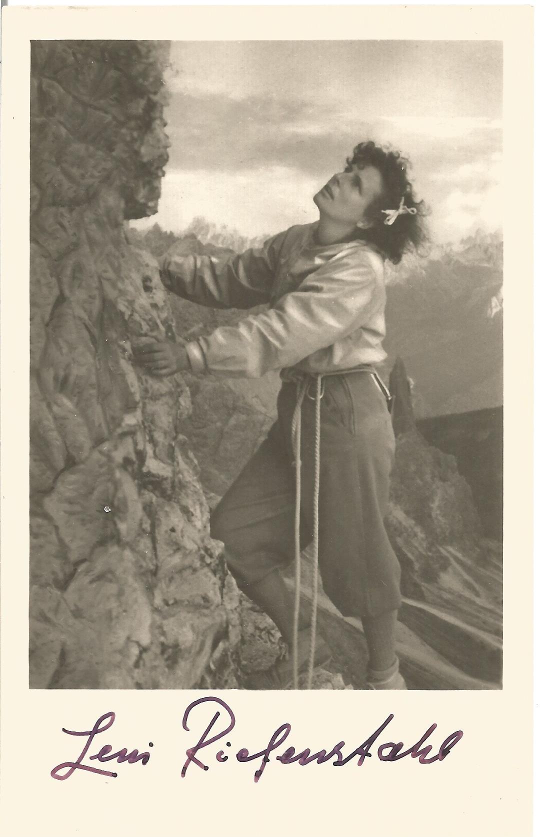 Leni Riefenstahl signed vintage 6 x 4 inch b/w mountaineering photo