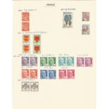 France, 1946/1977, stamps on loose sheets, approx. 50. Good condition. We combine postage on