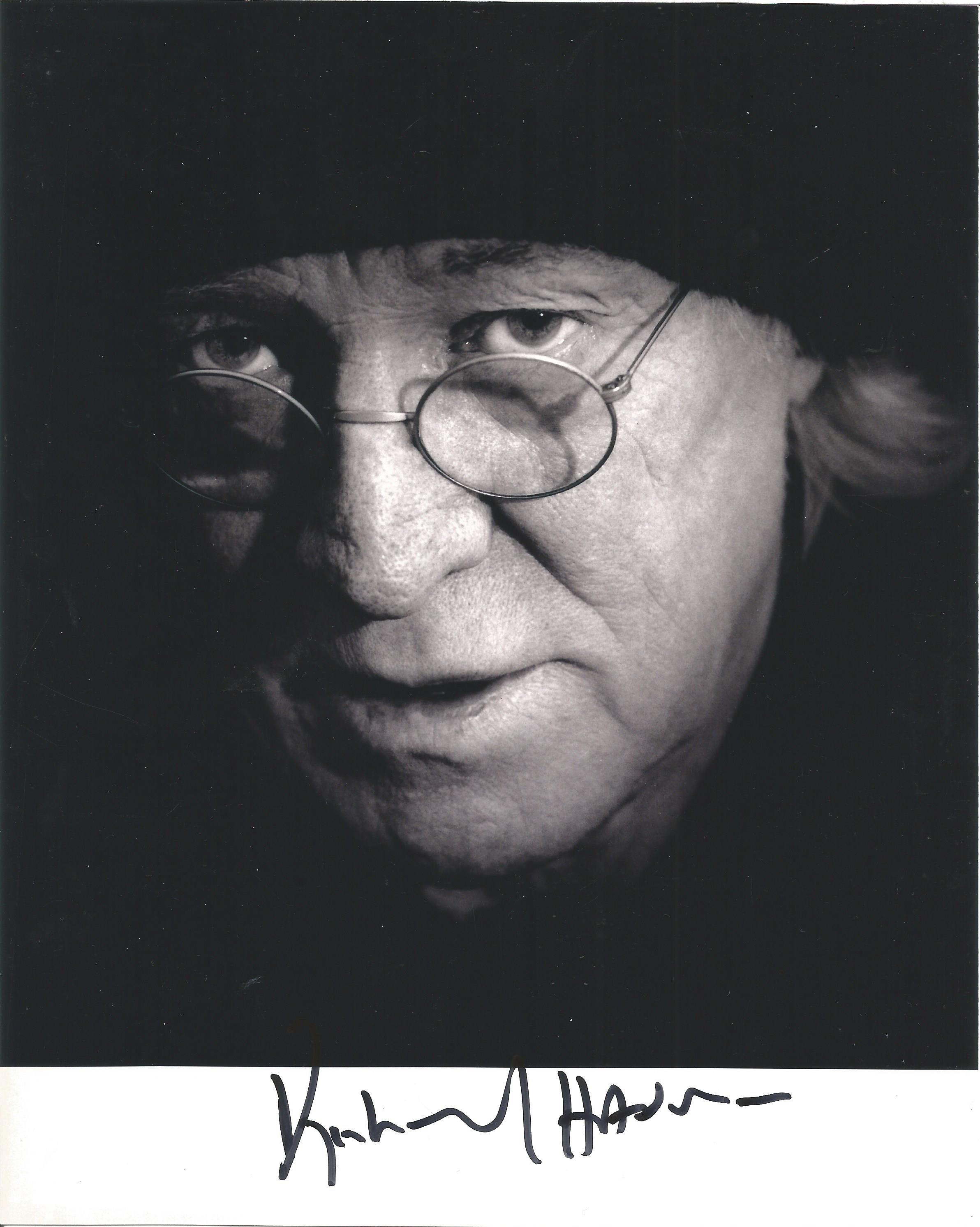 Actor Richard Harris signed 10x8 black and white image. Richard John Harris was an Irish actor and