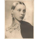 Actress Phyllis Stanley signed 8x6 vintage black and white photo, signed and dated 1933, dedicated