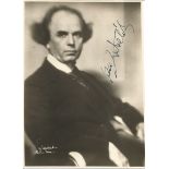 Violinist Jan Kubelik vintage black and white 8x6 photo with inscription to verso dated 1931. Jan