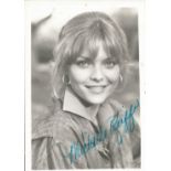 Michelle Pfeiffer signed 5x3 black and white photo American actress Known for pursuing eclectic