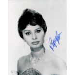 Sophia Loren signed 10x8 black and white photo. Sofia Costanza Brigida Villani Scicolone Dame