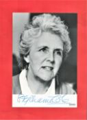 Stephanie Cole 6x4 black and white photograph. Cole is an English actress known for her roles on