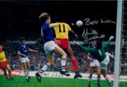 Football. Everton's' Neville Southall Hand signed Colour 16x12 photo. Photo shows Southall making