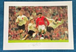 Ryan Giggs signed 22x16 colour print pictured in action for Manchester United against Liverpool in