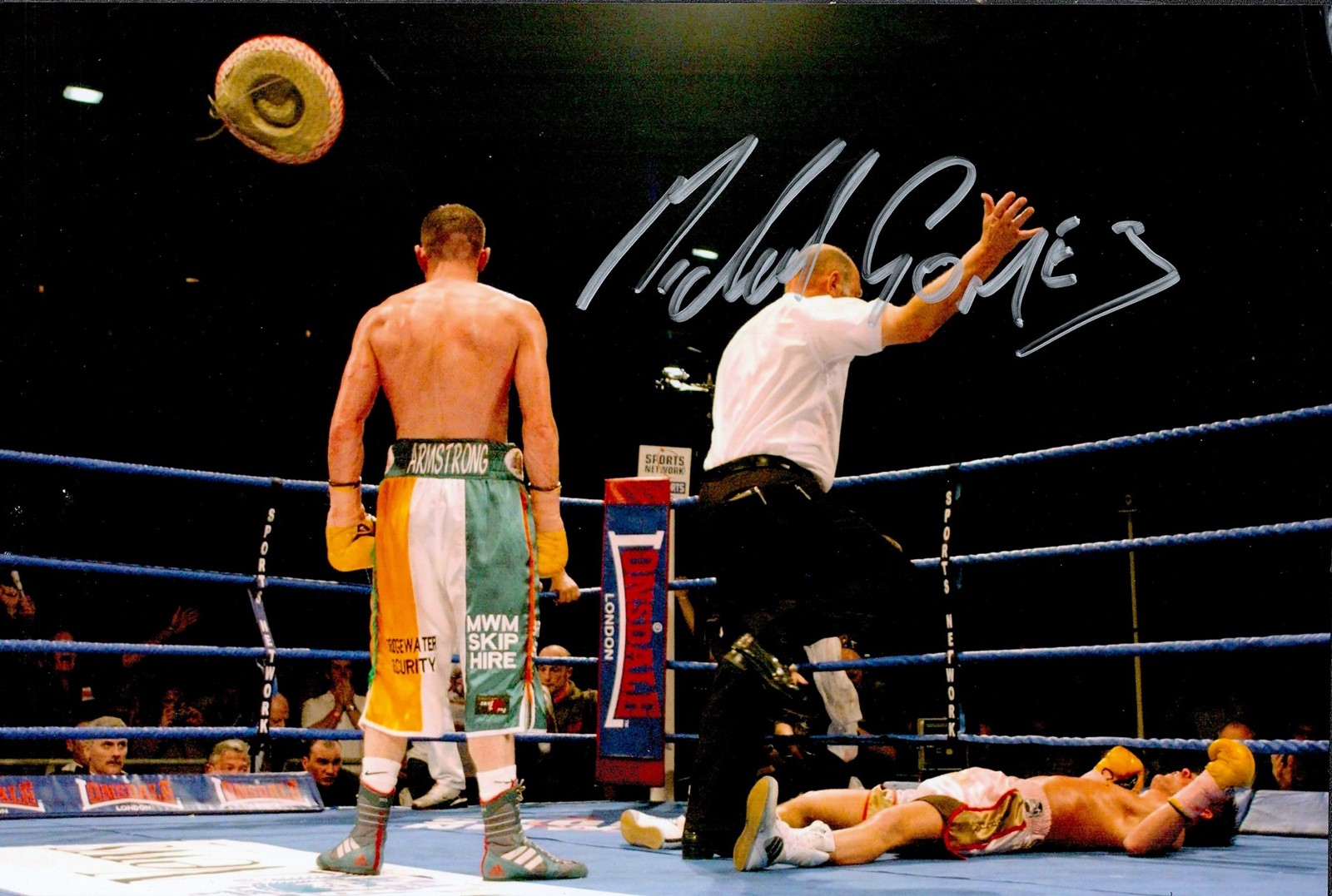 Boxing Michael Gomez signed 12x8 colour photo. Michael Gomez (born Michael Armstrong; 21 June