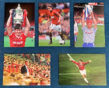 Manchester United FC. Collection of 5 Hand signed Colour Photos, with signatures including Sir