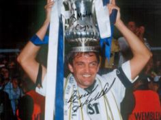 Football. Tottenham Hotspur Gary Mabbutt Hand signed colour photo. Photo shows Mabbutt with a trophy