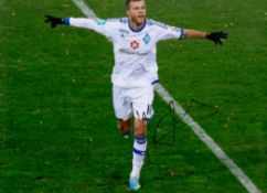 Football Andriy Yarmolenko signed 16x12 Dynamo Kyiv colour photo. Ukrainian professional