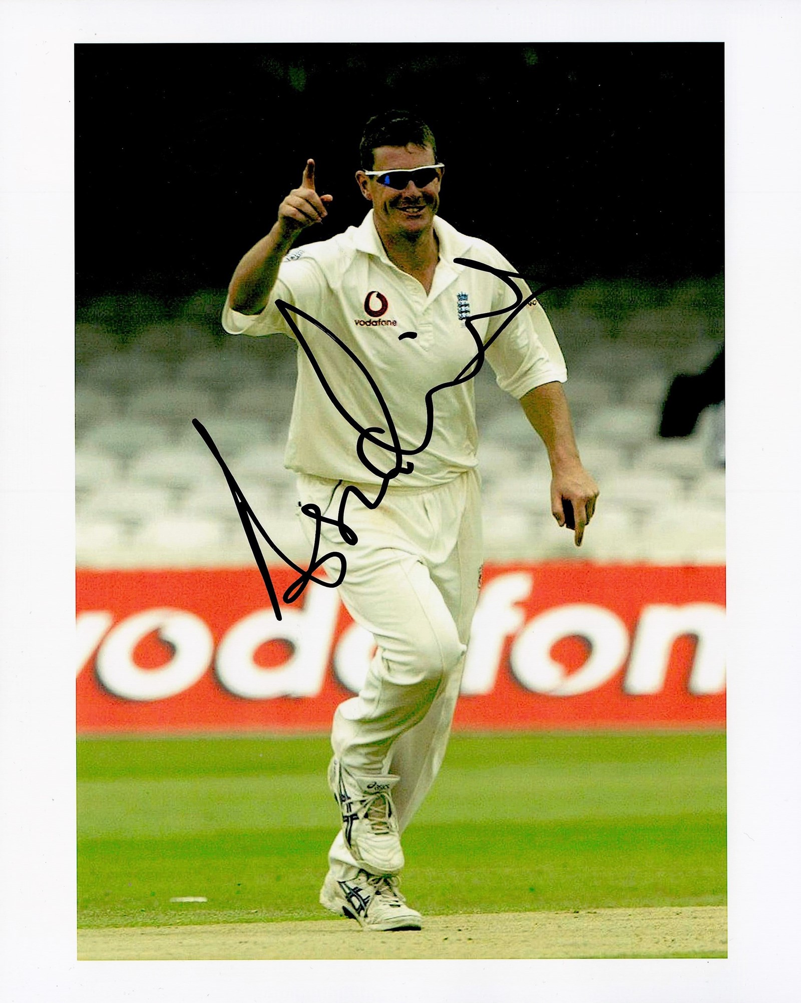 Cricket Ashley Giles signed England 10x8 colour photo. Ashley Fraser Giles MBE (born 19 March