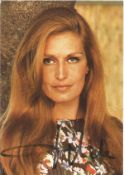 Dalida signed 6x4 colour photo. French singer and actress, born in Egypt to Italian parents. Singing