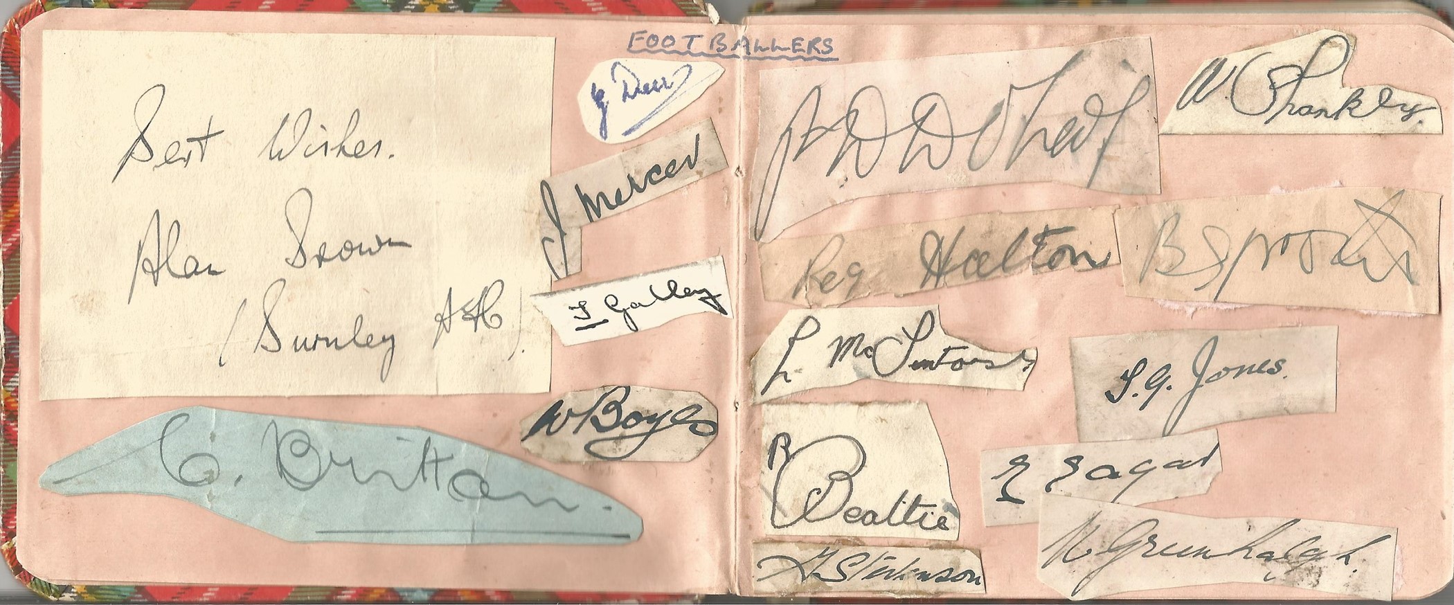 An Autograph book signed by different top sport personnel from Rugby to Swimming to Cricket, some