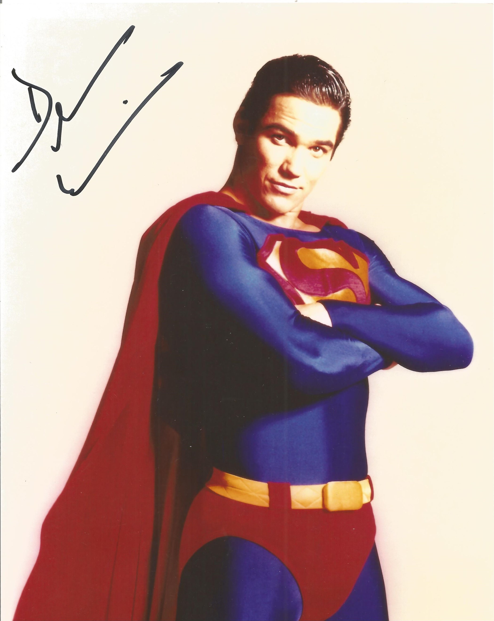 Dean Cain signed 10 x 8 inch colour photograph taken during his time playing Clark Kent, Superman.