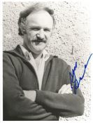 Gene Hackman signed 10x7 black and white photo. American retired actor, novelist, and United