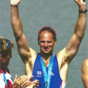 Sir Steve Redgrave signed 10x8 colour photo. Photo Shows Redgrave Celebrating with a Gold Olympic