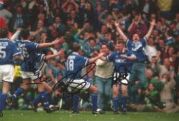 Graeme Stuart, Joe Parkinson and David Unsworth Everton Signed 12 x 8 inch football photo. Good