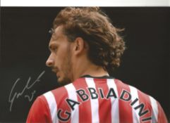 Manolo Gabiadinni Southampton Signed 12 x 8 inch football photo. Good condition. All autographs come