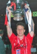 Football Lee Andrew Martin (born 5 February 1968) is an English former football left back. He played