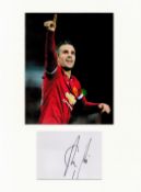 Football Robin Van Persie 16x12 overall Manchester United mounted signature piece includes a