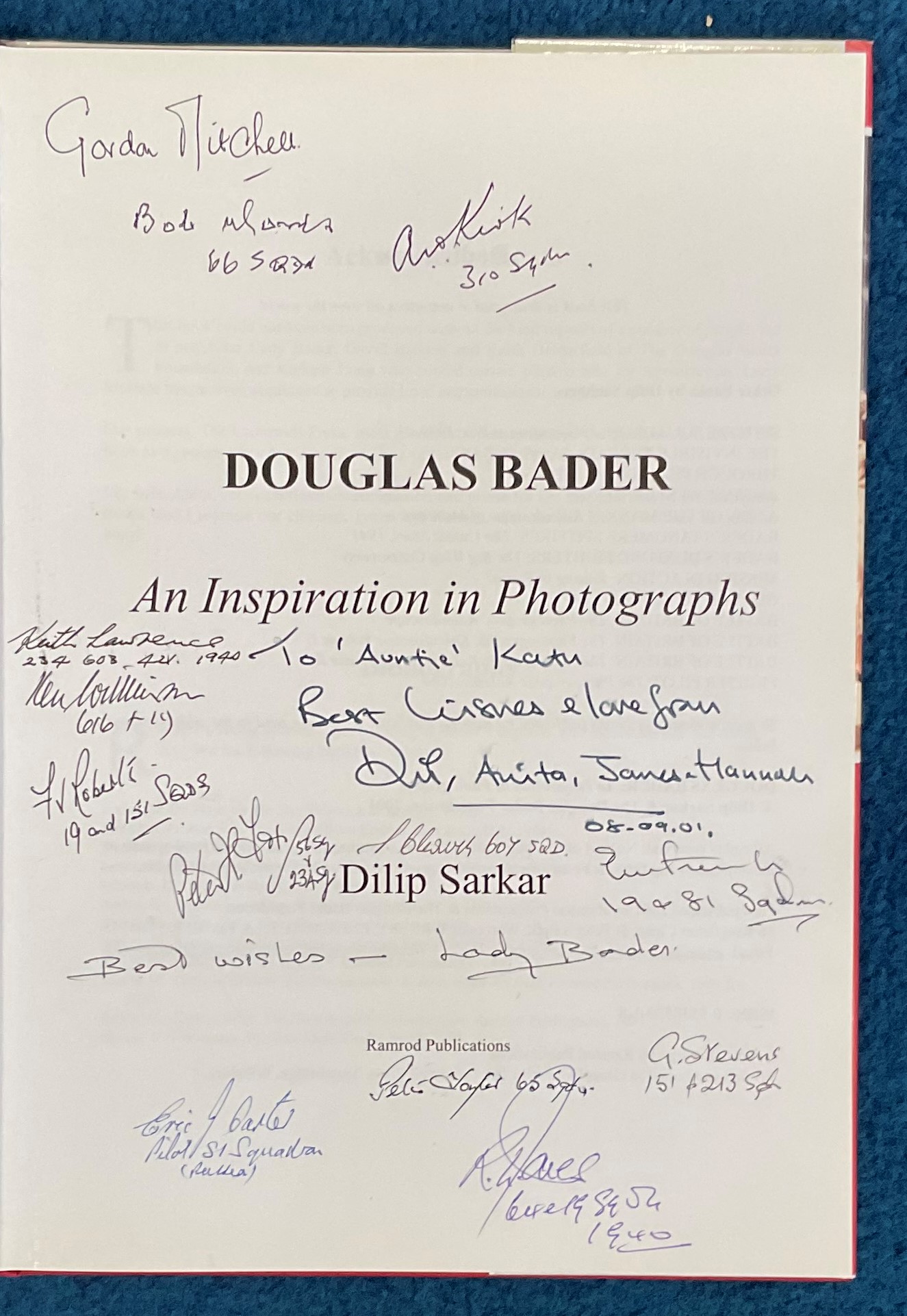 WW2. Multi Signed First Edition Hardback Book Titled 'Douglas Bader An Inspiration in Photographs' - Image 2 of 3