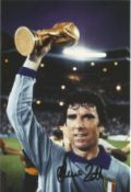 Football Dino Zoff signed 6x4 Italy colour photo. Dino Zoff Grande Ufficiale OMRI, born 28
