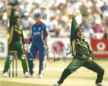 Cricket Saqlain Mushtaq signed Pakistan 10x8 inch colour photo. Saqlain Mushtaq, born 29 December