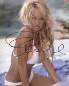 Pamela Anderson, stunning sexy signed 8x10 Baywatch beauty photo. Good condition Est.
