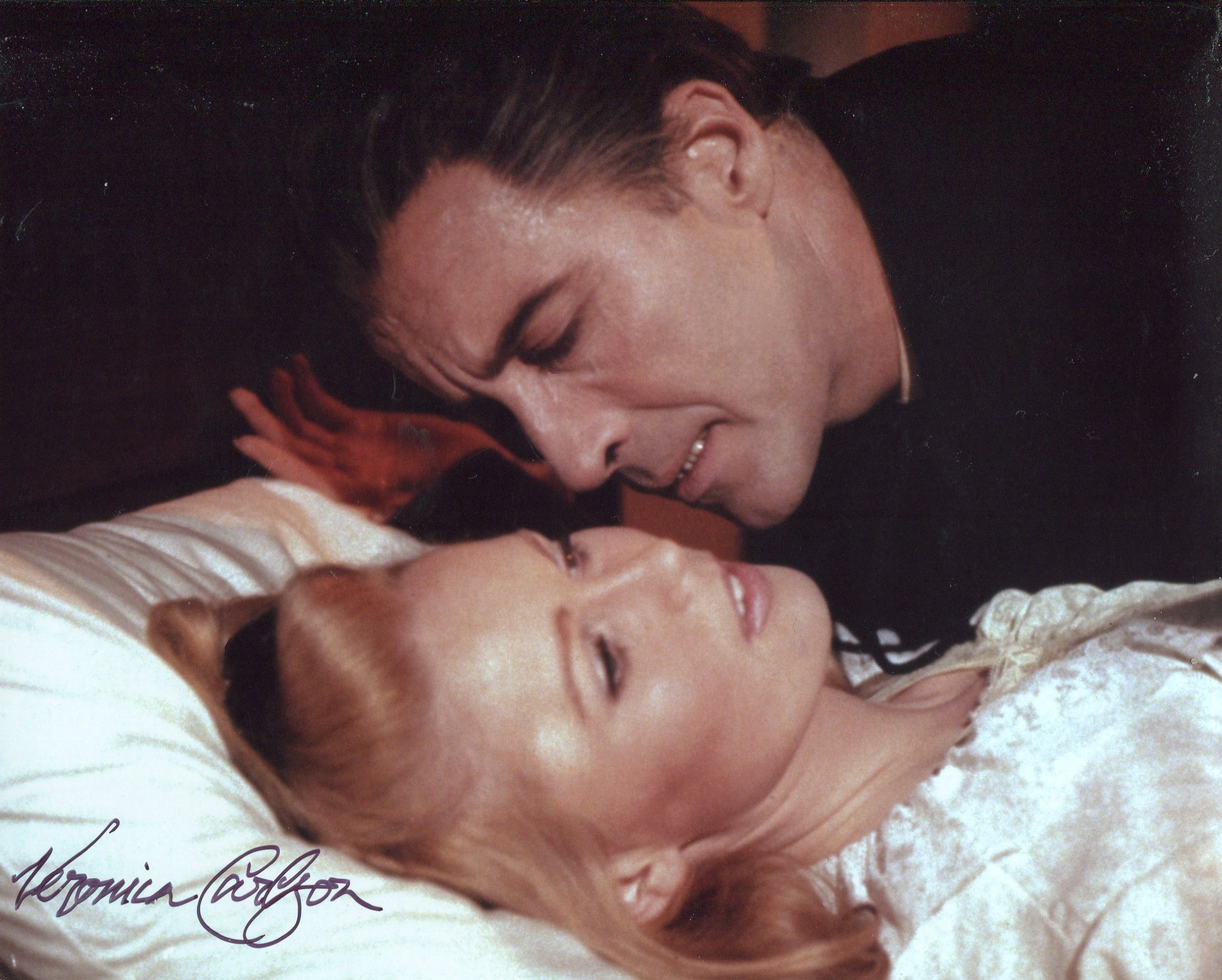 Dracula horror movie photo signed by actress Veronica Carlsson. Good condition Est.