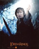 Lord of the Rings 8x10 photo signed by actor Elijah Wood as Frodo Baggins. Good condition Est.