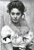 Sophia Loren signed sexy 12 x 8 inch black and white photo. Good condition Est.