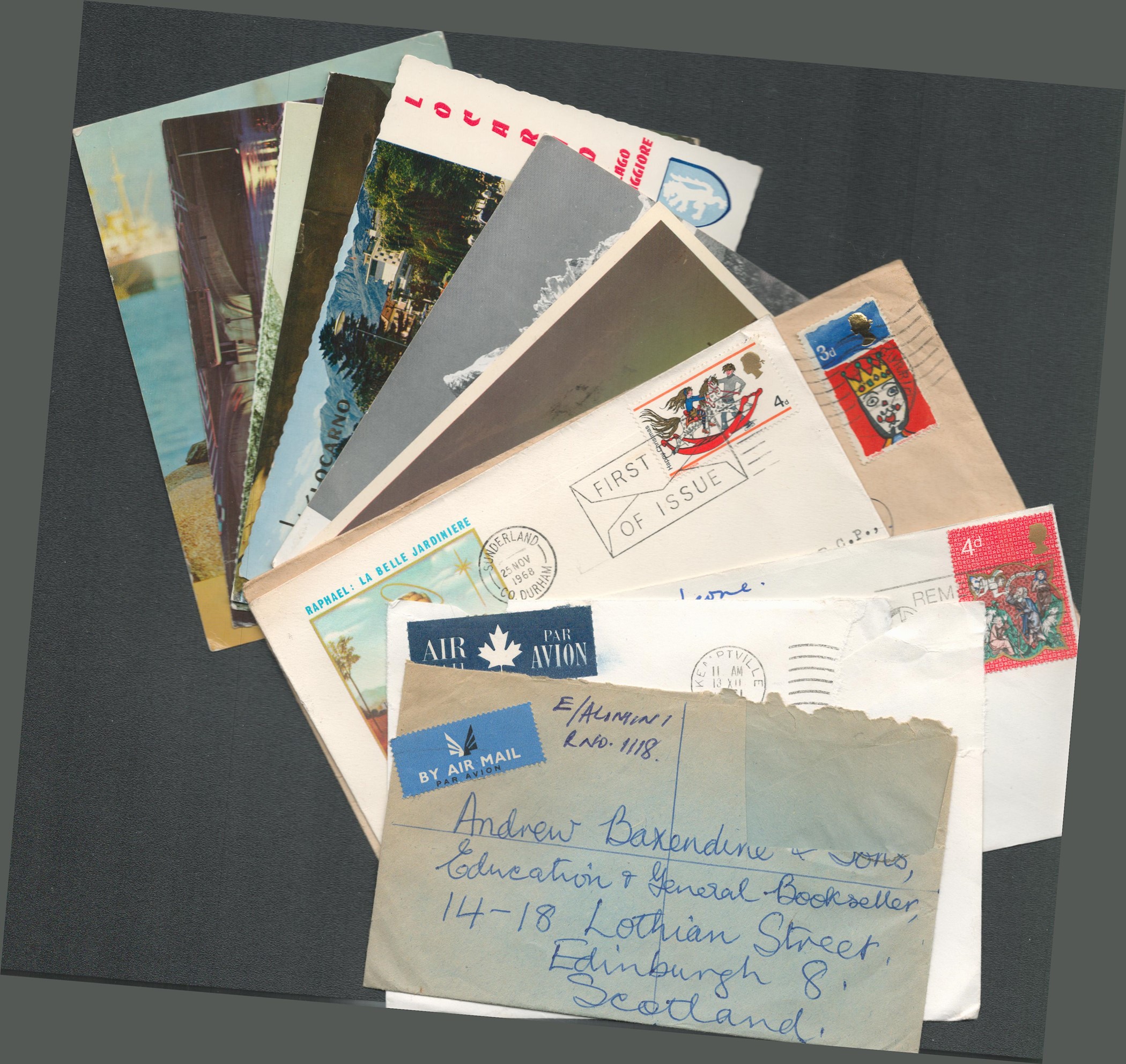 Assorted mailing envelopes from around the world. Over 20 included. Good condition. We combine - Image 3 of 3