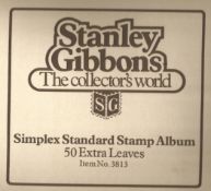 Stanley Gibbons EMPTY simplex album. Colour green. Includes 50 leaves. Good condition. We combine