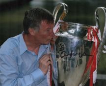 Legend Sir Alex Ferguson Hand signed 10x8 Colour Photo. Photo shows the Legendary Manchester