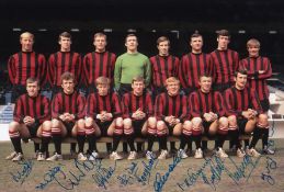 Football Autographed Manchester City 1969 12 X 8 Photo - Col, Depicting A Superb Image Showing