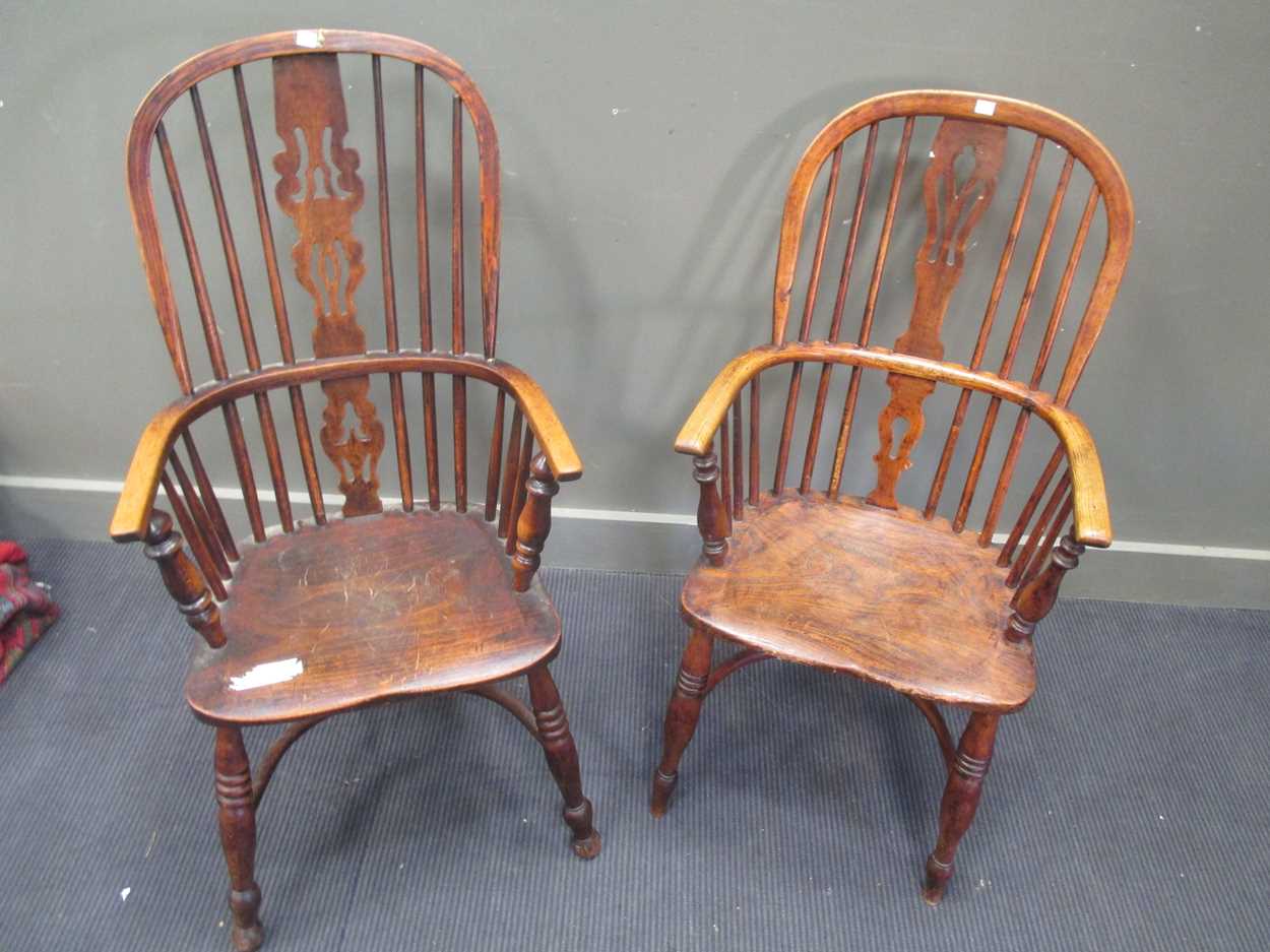 Two ash and elm windsor chairs, 19th century - Image 3 of 4