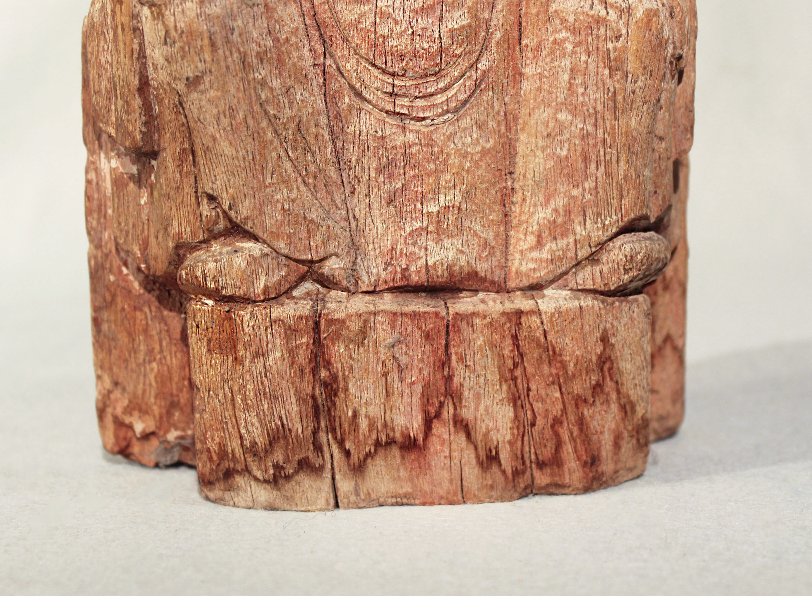 A Chinese carved wood seated dignitary, perhaps late Ming Dynasty, 29cm highCondition report: - Image 2 of 4