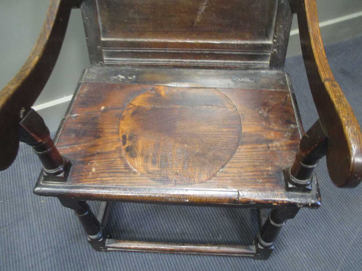 An early English oak armchair - Image 6 of 6