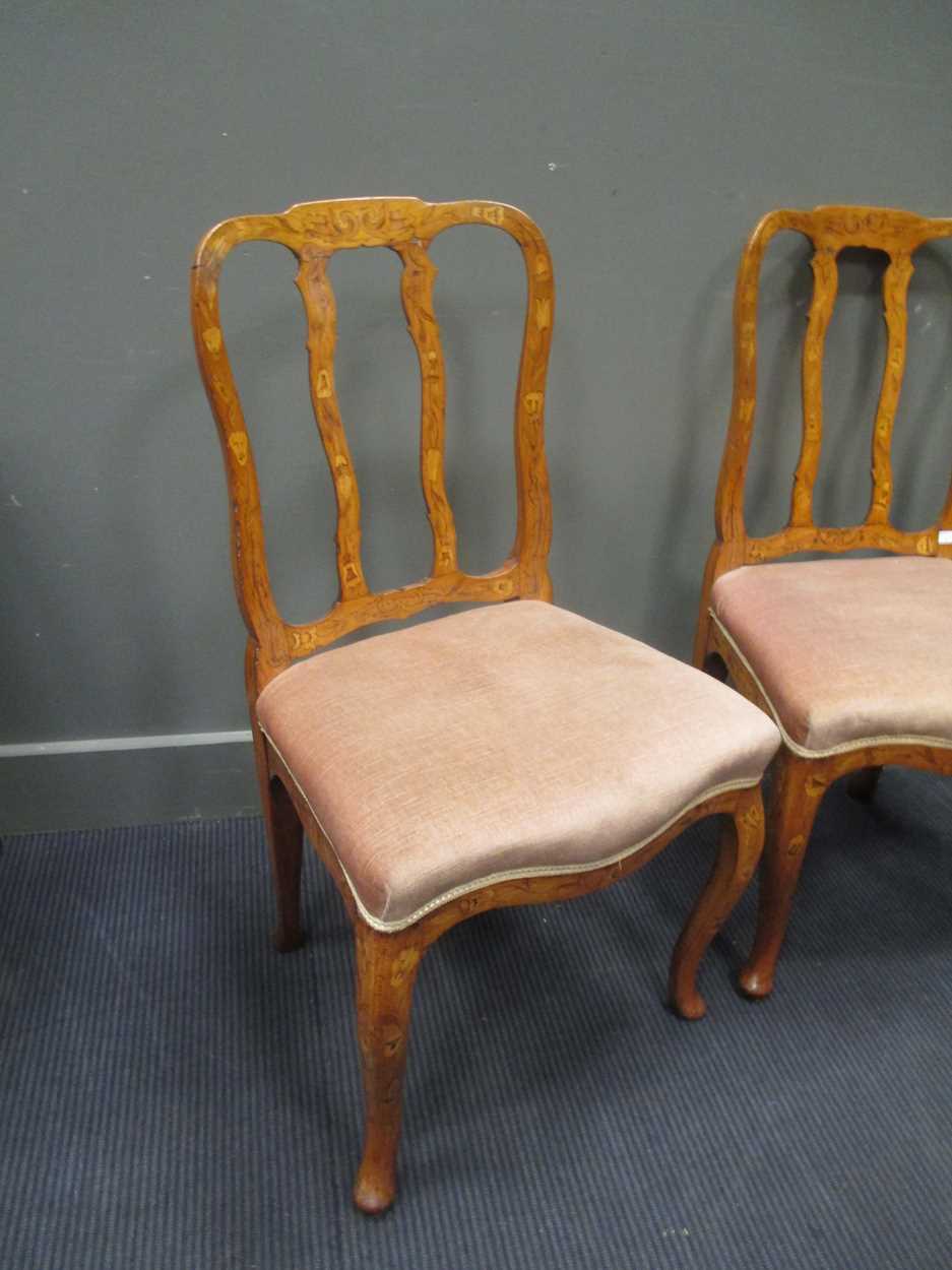 Three Dutch late 18th century or early 19th century floral marquetry side chairs, on cabriole - Bild 4 aus 5