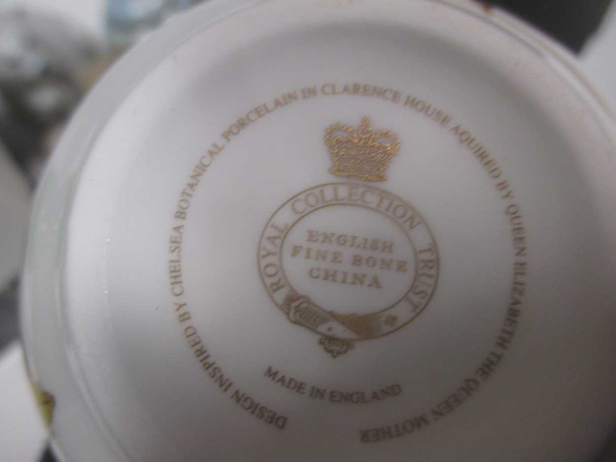 A Royal Copenhagen polar bear, Royal Doulton china for British Airways (Concord), Littala glass - Image 3 of 9