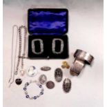 Some assorted silver jewellery, together with a cased pair of shoe buckles and a cased set of