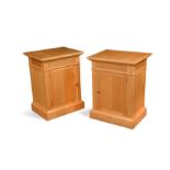 § David Linley, a pair of sycamore bedside cabinets,