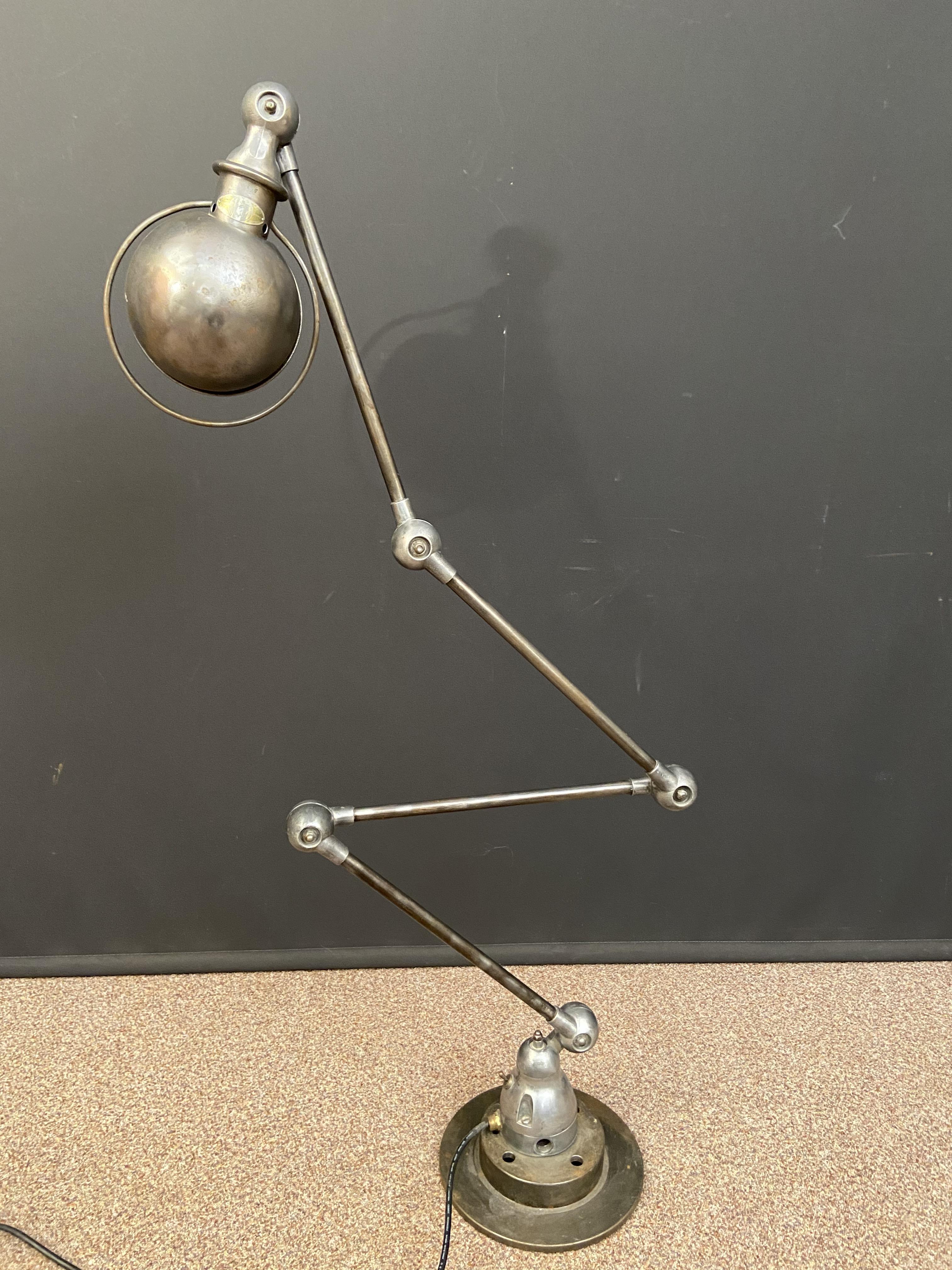 A Jieldé vintage industrial machinist's anglepoise desk lamp, - Image 2 of 10